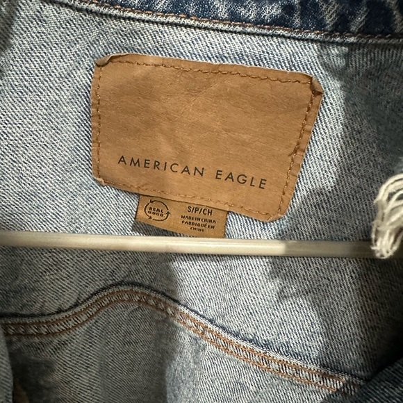 American Eagle Distressed Denim Jacket - Picture 3 of 3